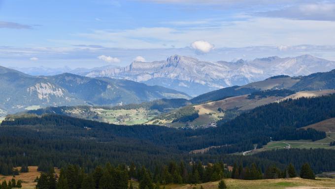 haute savoie-montagne paysage-vue panoramique montagne