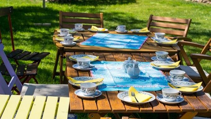 dejeuner en terrasse-jouissance exterieur
