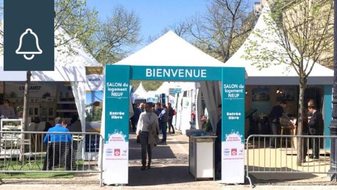 photo en journee salon du logement neuf de Bordeaux 